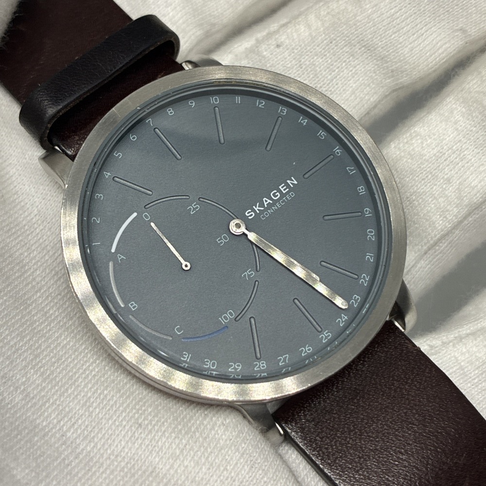 Skagen Connected Smart Watch, blue face, Silver Tone case - New Battery!